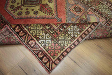 Load image into Gallery viewer, Anatolian Turkish Rug 4x6 Unique Borders One of a Kind