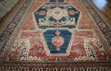 Load image into Gallery viewer, Vegetable Dye Heriz Serapi Large Area Rug 10x14