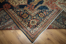 Load image into Gallery viewer, Vegetable Dye Heriz Serapi Large Area Rug 10x14