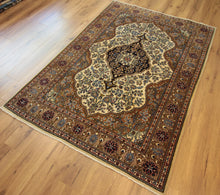 Load image into Gallery viewer, Persian Rugs , Antique Rugs , Wool Rugs , Area Rugs , Hand-knotted Rugs