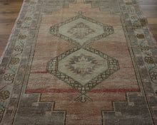 Load image into Gallery viewer, "anatolian rugs" "oushak rugs" "vintage anatolian rug" "oriental rugs" "carpet"