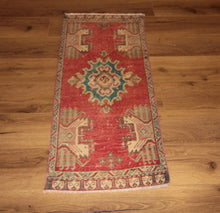 Load image into Gallery viewer, "anatolian rugs for sale" "oushak rugs" "vintage anatolian rug" "oriental rugs" "carpet" "famous carpets"