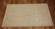 Load image into Gallery viewer, wool&silk, oriental rugs, persian rugs, unique rugs, hand knotted rugs