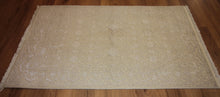 Load image into Gallery viewer, wool&silk, oriental rugs, persian rugs, unique rugs, hand knotted rugs