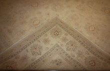 Load image into Gallery viewer, "pakistani rugs" "peshawar rugs" "antique peshawar rugs" "peshawar ziegler rugs" "peshawar hand knotted rugs" "peshawar oushak rugs" "peshawar rugs"