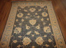 Load image into Gallery viewer, "pakistani rugs" "peshawar rugs" "antique peshawar rugs" "peshawar ziegler rugs" "peshawar hand knotted rugs" "peshawar oushak rugs" "peshawar rugs"