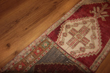 Load image into Gallery viewer, "anatolian rugs" "oushak rugs" "vintage anatolian rug" "oriental rugs" "carpet"