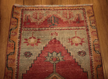 Load image into Gallery viewer, "anatolian rugs" "oushak rugs" "vintage anatolian rug" "oriental rugs" "carpet"