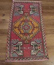 Load image into Gallery viewer, Vegetable Dye Anatolian Vintage Turkish Rugs 2x3 One of a Kind