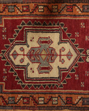 Load image into Gallery viewer, Hand-Knotted Anatolian Wool Turkish Rug 2x3 One of a Kind