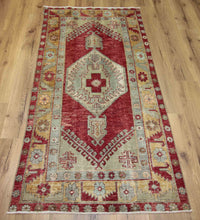 Load image into Gallery viewer, Geometric Anatolian Turkish Area Rug 3x5 One of a Kind
