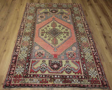 Load image into Gallery viewer, Anatolian Turkish Rug 4x6 Unique Borders One of a Kind
