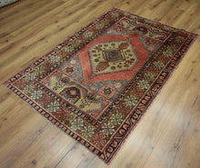 Load image into Gallery viewer, Anatolian Turkish Rug 4x6 Unique Borders One of a Kind
