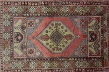 Load image into Gallery viewer, Anatolian Turkish Rug 4x6 Unique Borders One of a Kind
