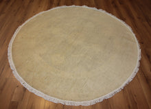 Load image into Gallery viewer, round rugs, round area rugs, "chobi rugs " "chobi rugs charlotte"
