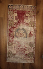Load image into Gallery viewer, "anatolian rugs" "oushak rugs" "vintage anatolian rug" "oriental rugs" "carpet"
