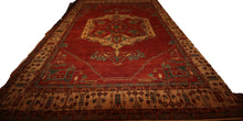Load image into Gallery viewer, "heriz serapi rugs for sale" "antique heriz serapi rugs" "heriz rug" "heriz rug patterns" "geometric heriz rug" "heriz rug value"
