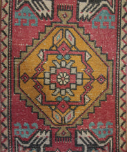 Load image into Gallery viewer, Vegetable Dye Anatolian Vintage Turkish Rugs 2x3 One of a Kind
